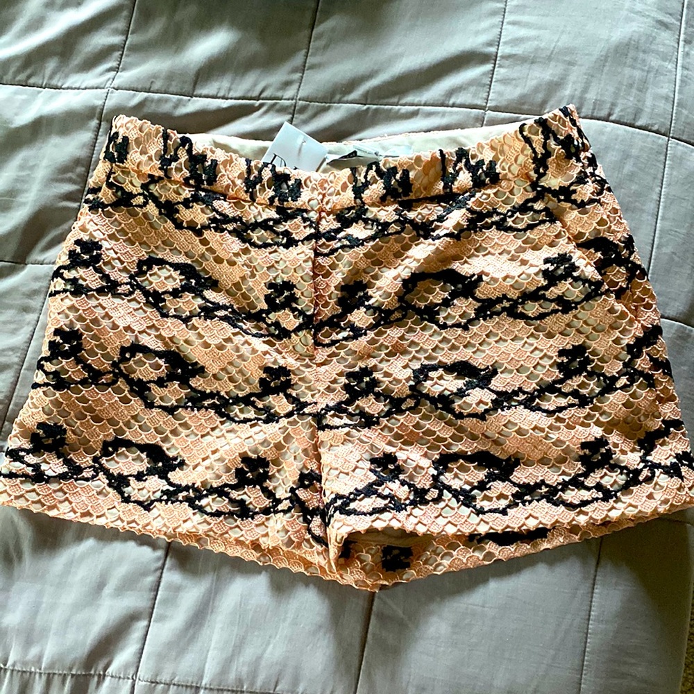 New shorts, multicolored nice fit